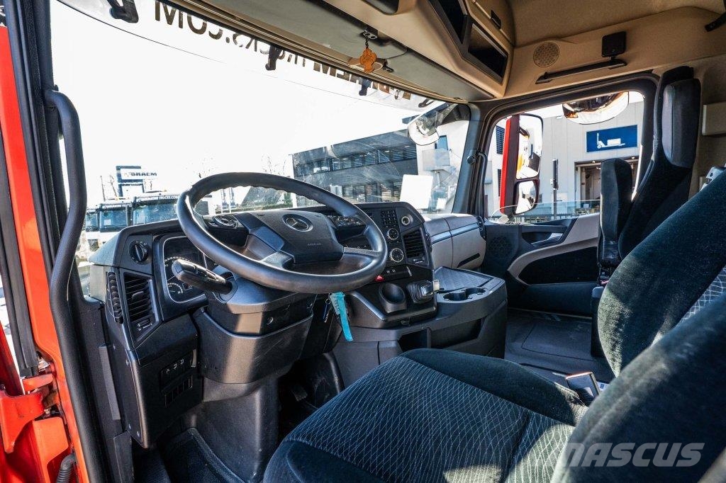 Mercedes-Benz ACTROS 1843 LS+KIPHYDR. Sadulveokid