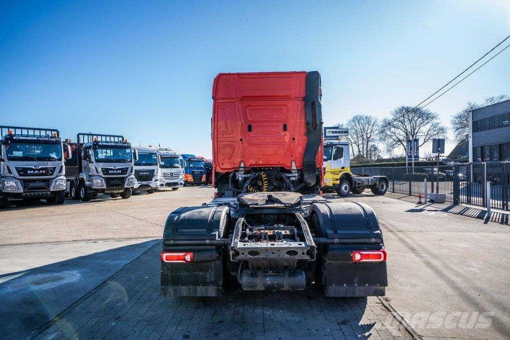 Mercedes-Benz ACTROS 1843 LS+KIPHYDR. Sadulveokid