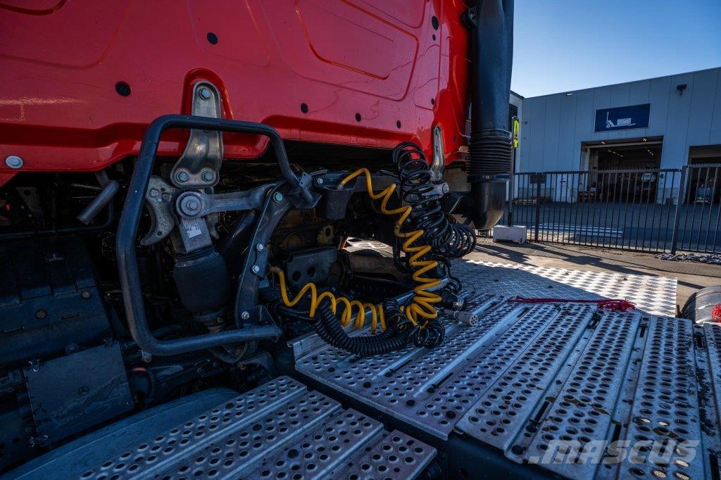 Mercedes-Benz ACTROS 1843 LS+KIPHYDR. Sadulveokid