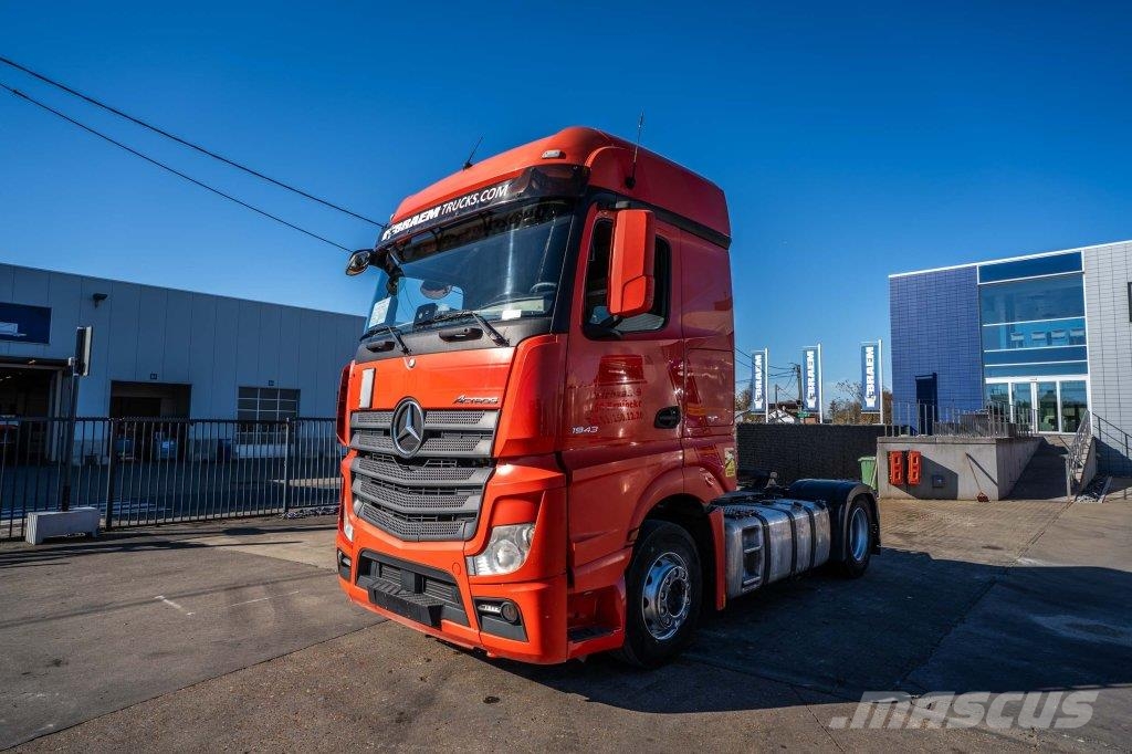 Mercedes-Benz ACTROS 1843 LS+KIPHYDR. Sadulveokid