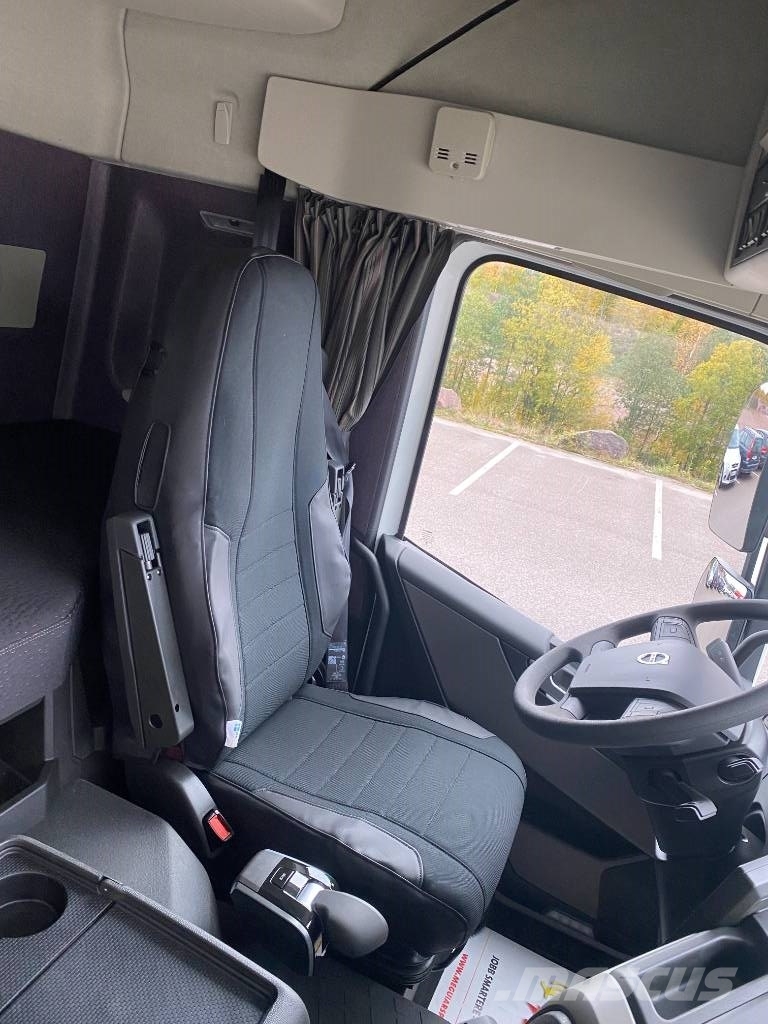 Volvo FM330 - Leie? Samochody ciężarowe ze skrzynią zamkniętą