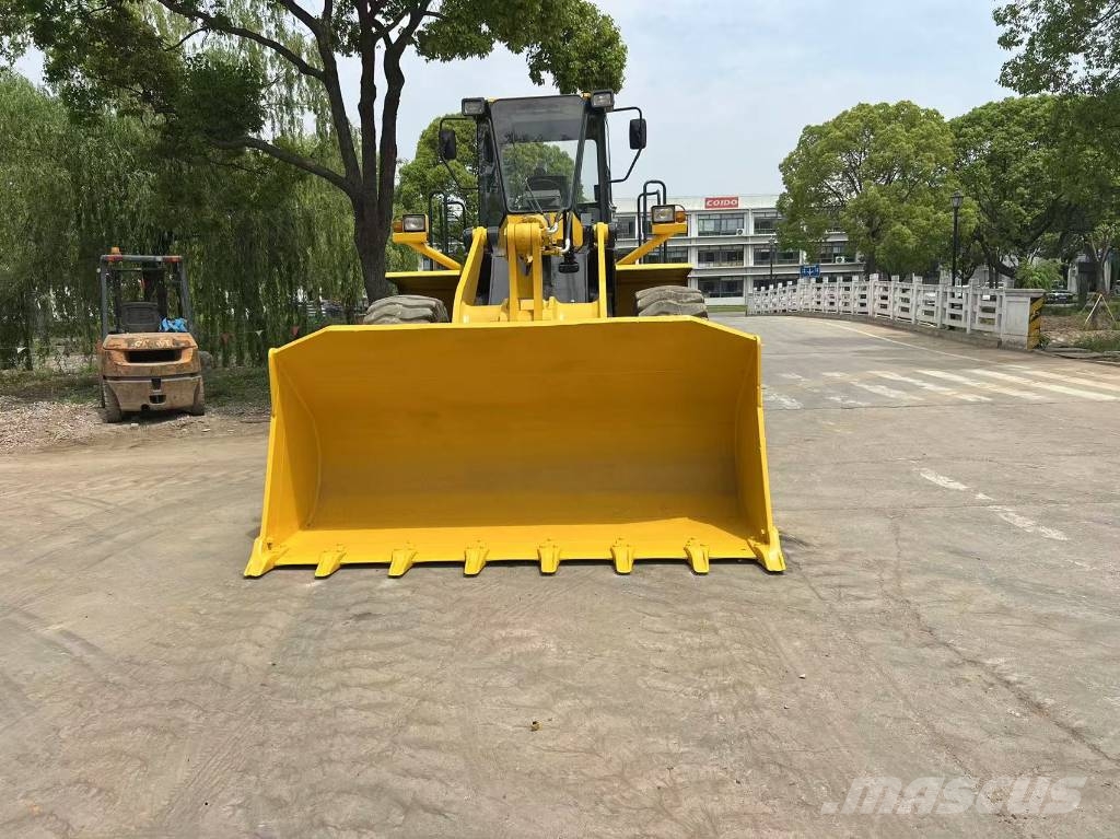 Komatsu WA 380-3  휠로우더