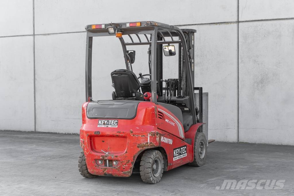 Manitou ME 425 شاحنات ذات رافعات شوكية تعمل بالكهرباء