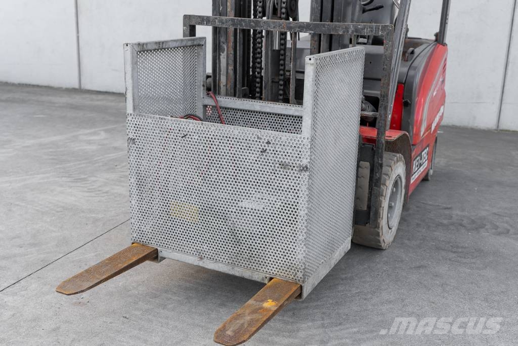 Manitou ME 425 شاحنات ذات رافعات شوكية تعمل بالكهرباء