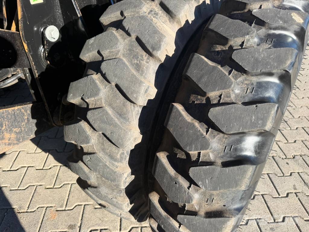 CAT M 318 D 18,3t*Klima*Löffel*Allrad*ReifenNeu*1.Hand Escavadeiras de rodas