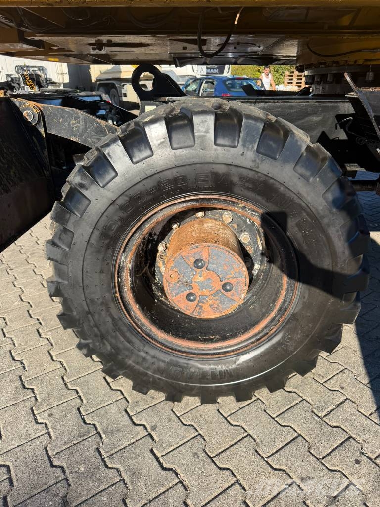 CAT M 318 D 18,3t*Klima*Löffel*Allrad*ReifenNeu*1.Hand Escavadeiras de rodas