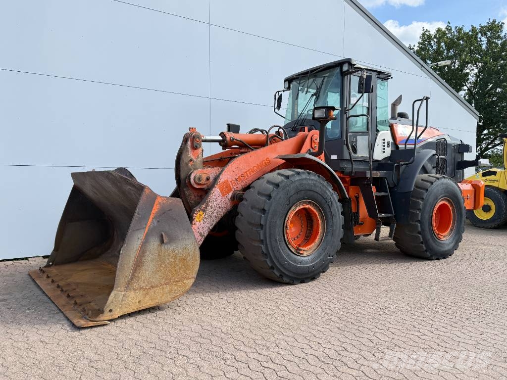 Hitachi ZW250-6 - Automatic Greasing / Weight System Kolesni nakladalci