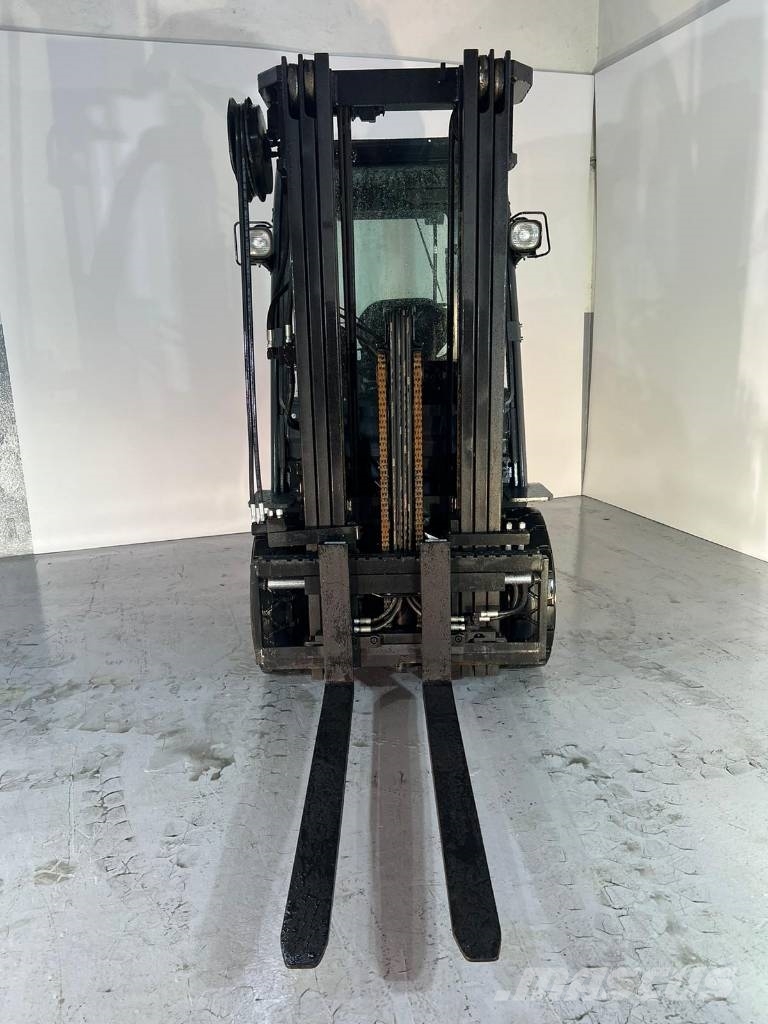 Toyota 02-8 FD F 25 Dieselové vozíky