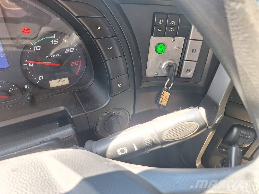 Iveco Stralis 260 S42 Camiones portavehículos