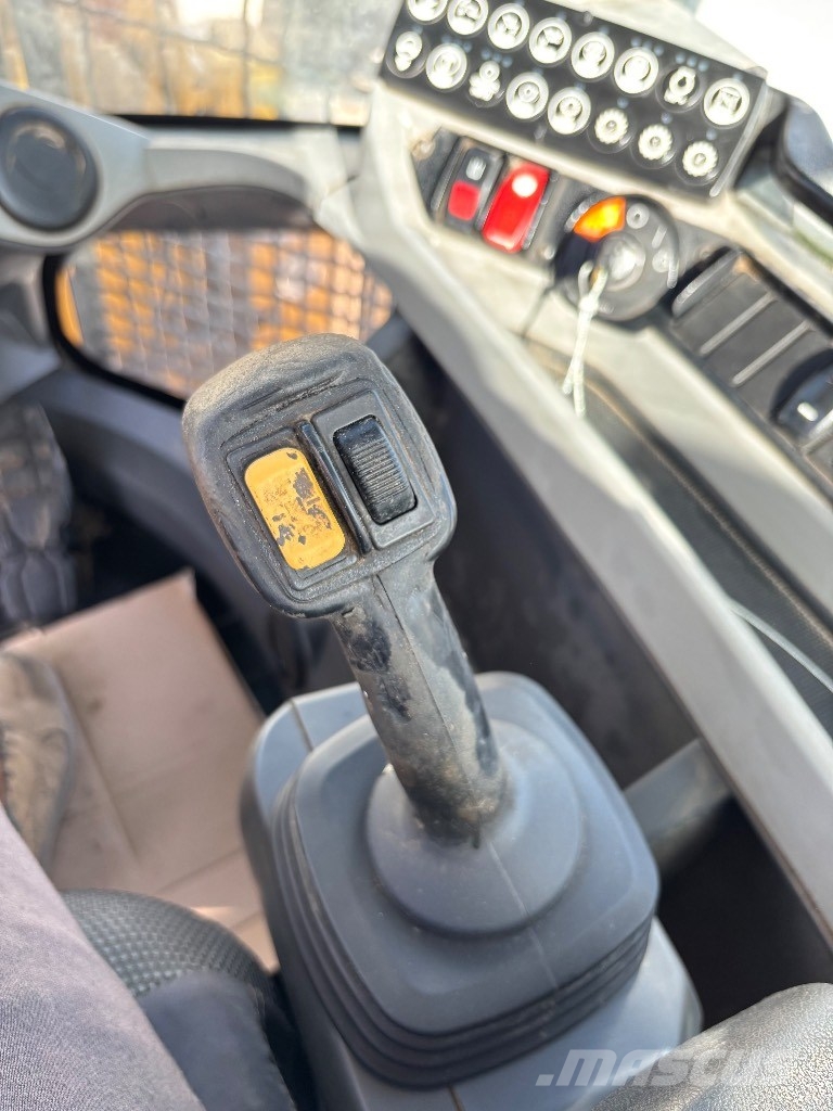 CAT 926M Μίνι φορτωτές