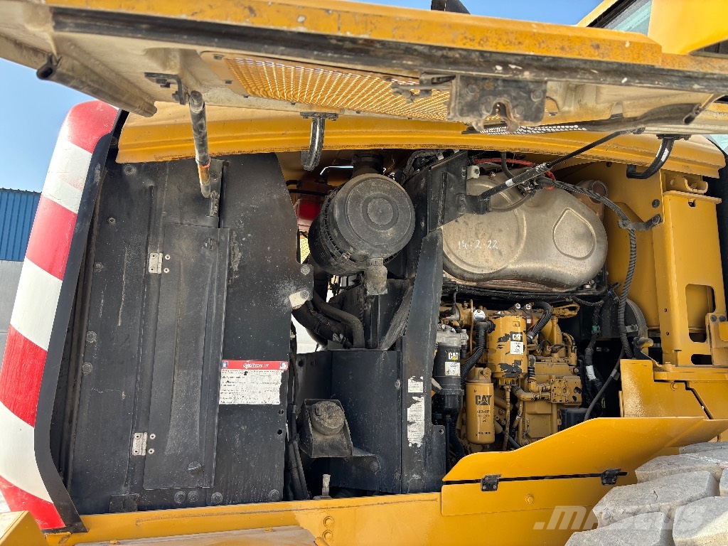 CAT 926M Μίνι φορτωτές