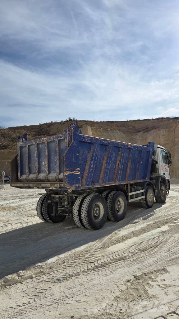 Mercedes-Benz Actros 4141 K Billenő teherautók