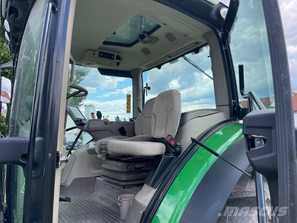 John Deere 6130R Tractores