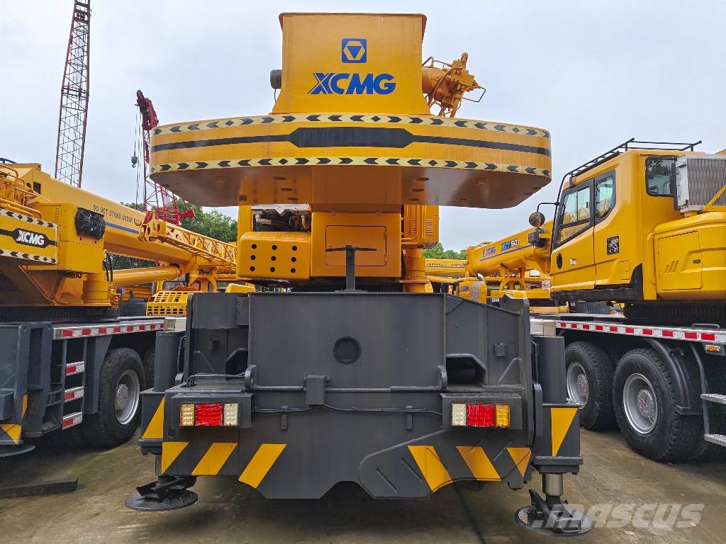 XCMG QY75KC All-Terrain-Krane
