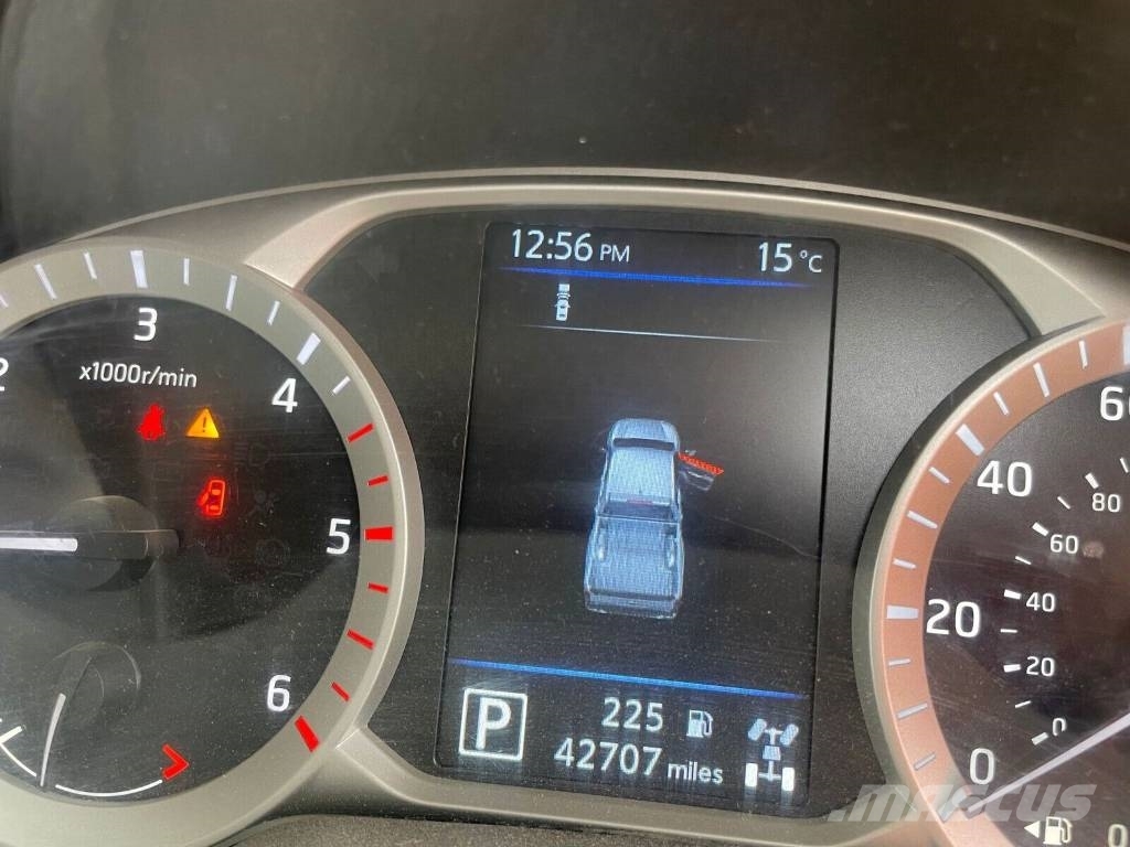 Nissan Navara Auto
