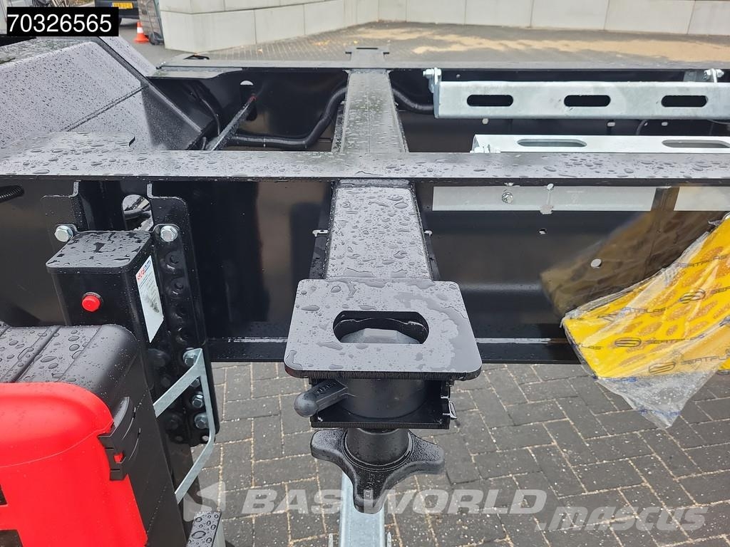 Orthaus Euro Slider 425 3 axles Mutli'45 Lift Axle Extenda Semirremolques portacontenedores