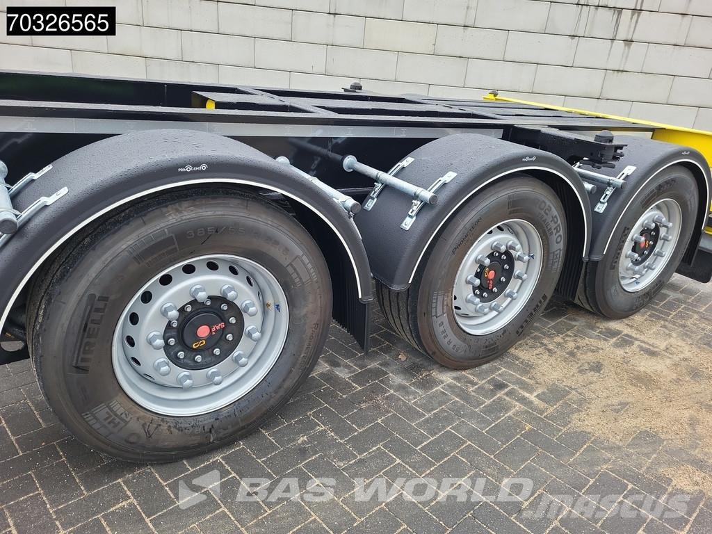 Orthaus Euro Slider 425 3 axles Mutli'45 Lift Axle Extenda Semirremolques portacontenedores