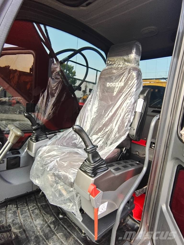 Doosan DX225LC-9C made in Korea Raupenbagger