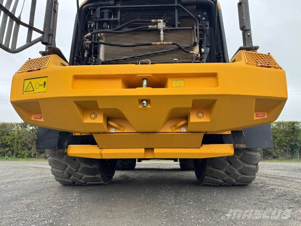 Volvo L180G HL Lesné traktory