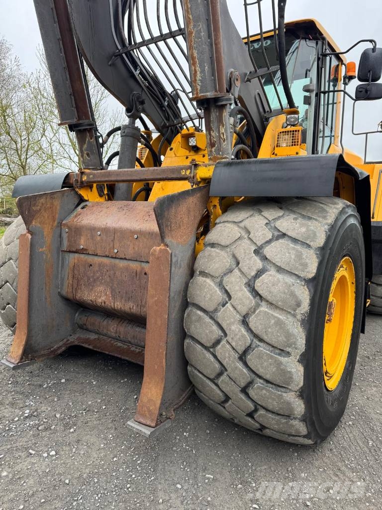 Volvo L180G HL Lesné traktory