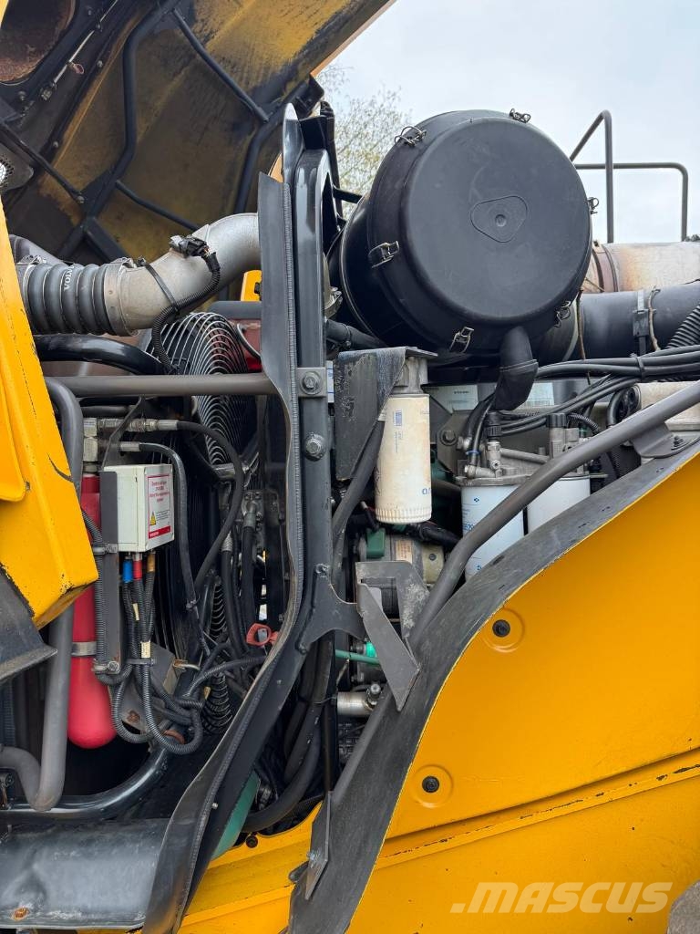 Volvo L180G HL Lesné traktory