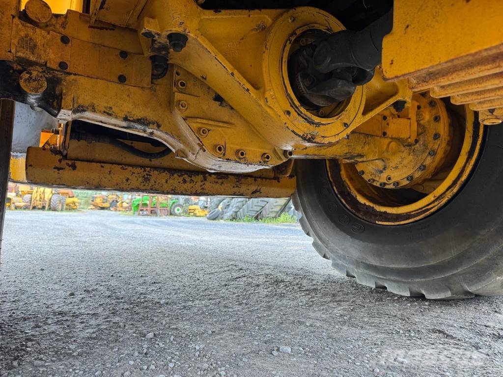 Volvo L180G HL Lesné traktory
