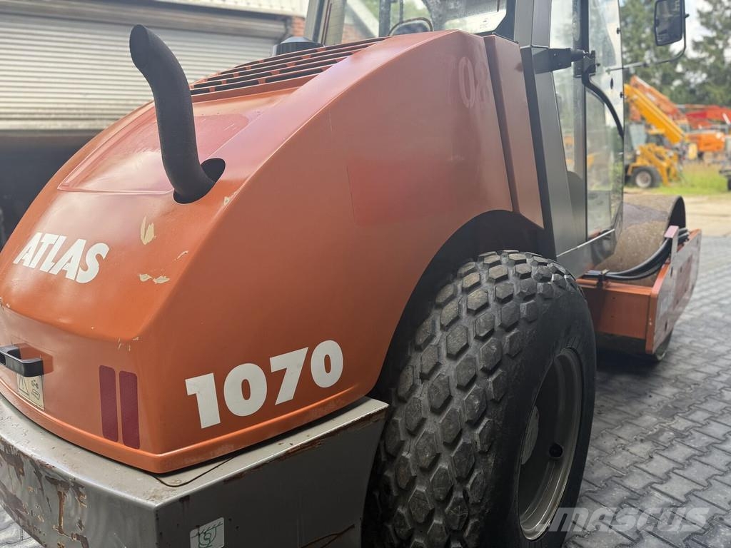 Atlas 1070 Single drum rollers