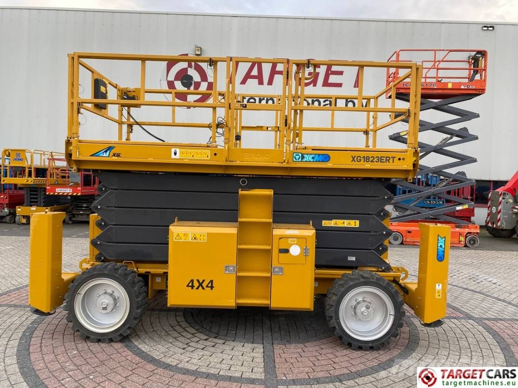 XCMG XG1823ERT Electric 4x4 Scissor Work Lift 1810cm Käärtõstukid