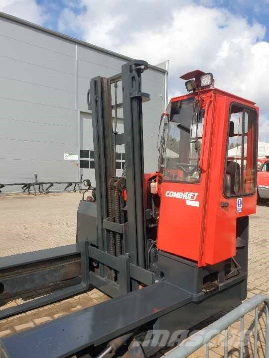 Combilift C 4500 Seitenstapler