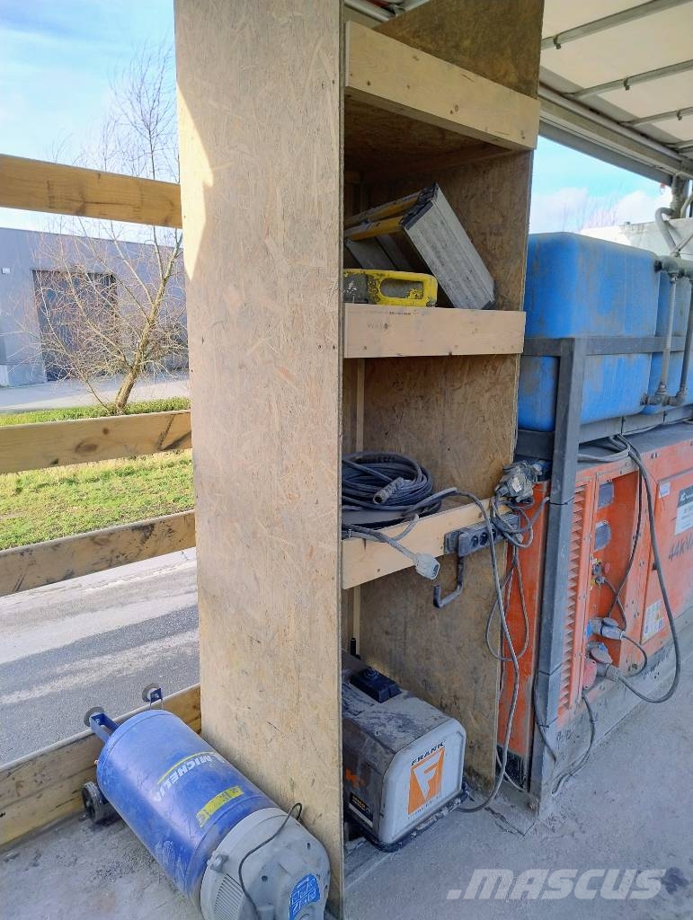 Lecitrailer Trailer halfautomatische isolatiemortel wormpomp Menginstallaties