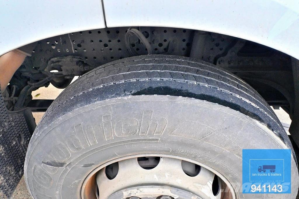 Mercedes-Benz Actros 1845 STREAMSPACE 230 | SPOILERS | EURO 6 | 中古トラクターヘッド | トレーラーヘッド