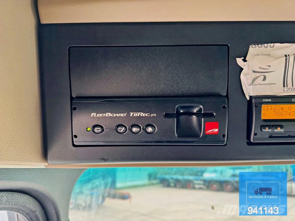 Mercedes-Benz Actros 1845 STREAMSPACE 230 | SPOILERS | EURO 6 | 中古トラクターヘッド | トレーラーヘッド