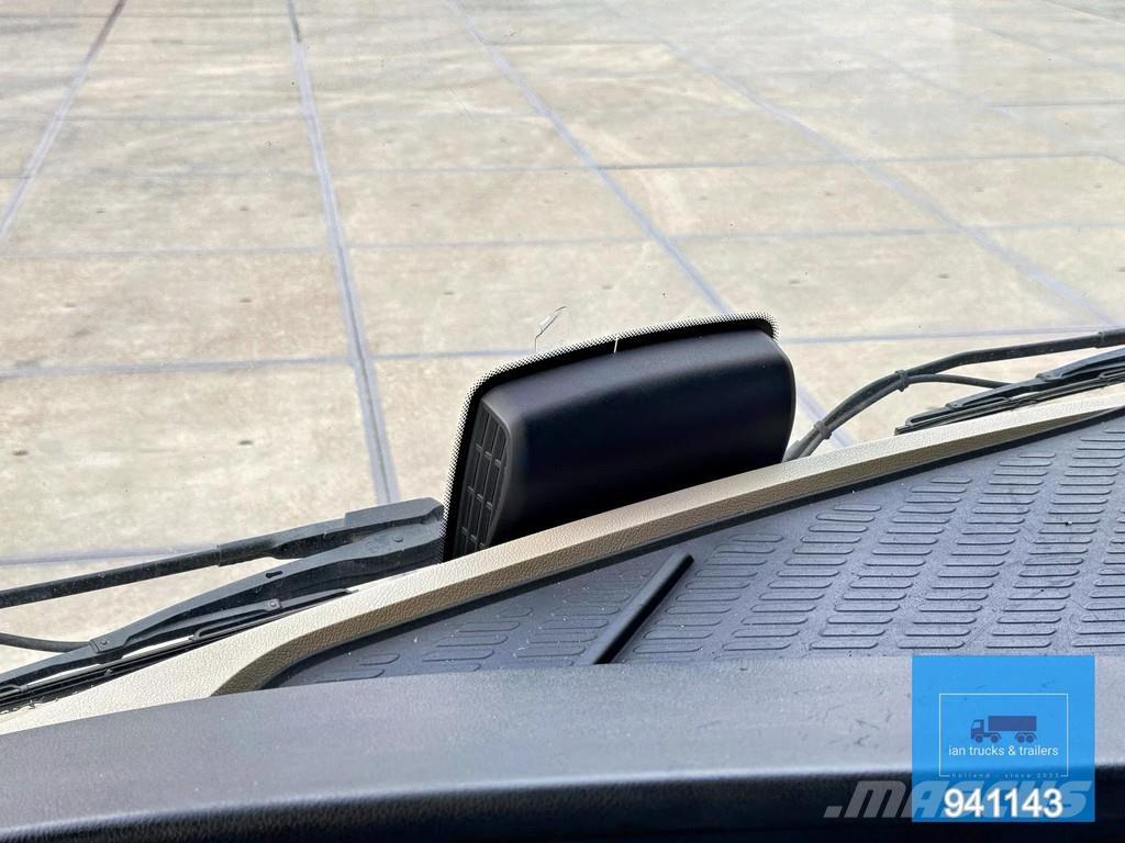 Mercedes-Benz Actros 1845 STREAMSPACE 230 | SPOILERS | EURO 6 | 中古トラクターヘッド | トレーラーヘッド