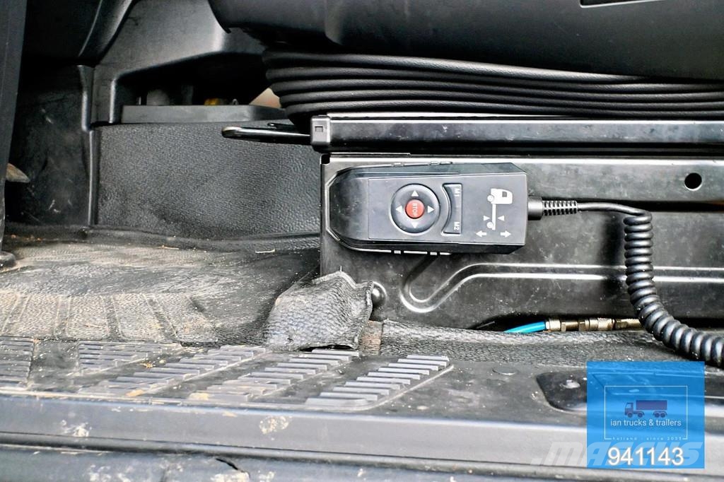 Mercedes-Benz Actros 1845 STREAMSPACE 230 | SPOILERS | EURO 6 | 中古トラクターヘッド | トレーラーヘッド