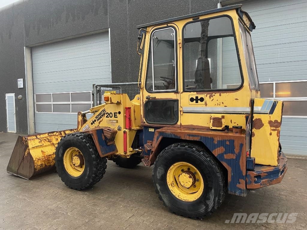 Hanomag 20E لوادر بعجل