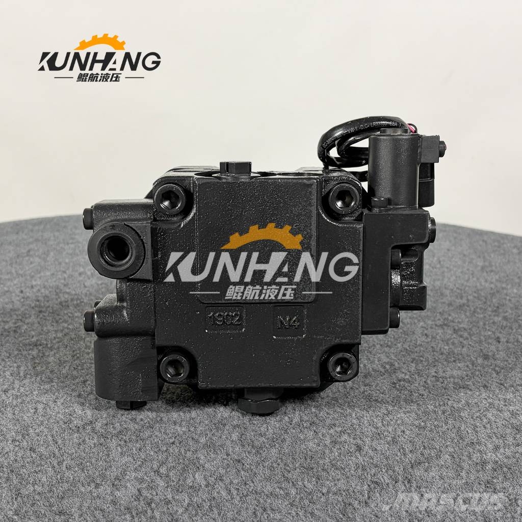 Komatsu D65EX-17 Fan Motor Assy 708-7S-00680 708-7L-00070 传动装置