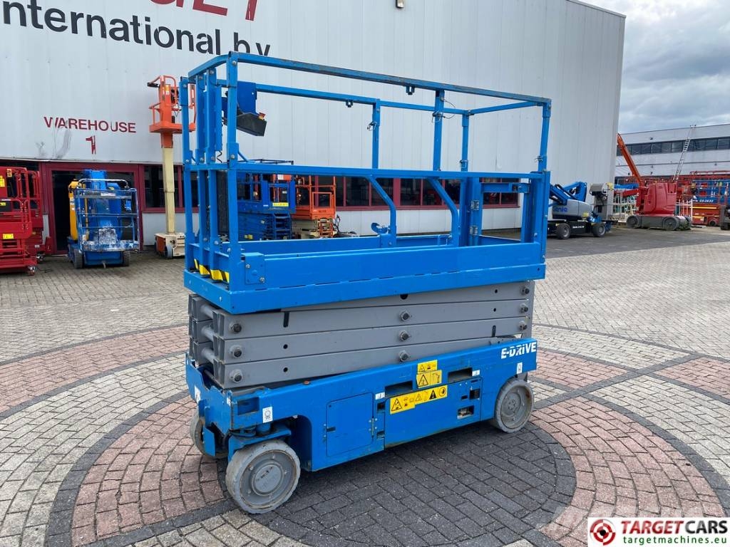 Genie GS-2632 E-Drive Electric Scissor Work Lift 992cm Saksilavat
