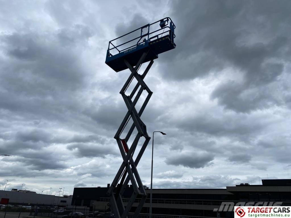 Genie GS-2632 E-Drive Electric Scissor Work Lift 992cm Saksilavat