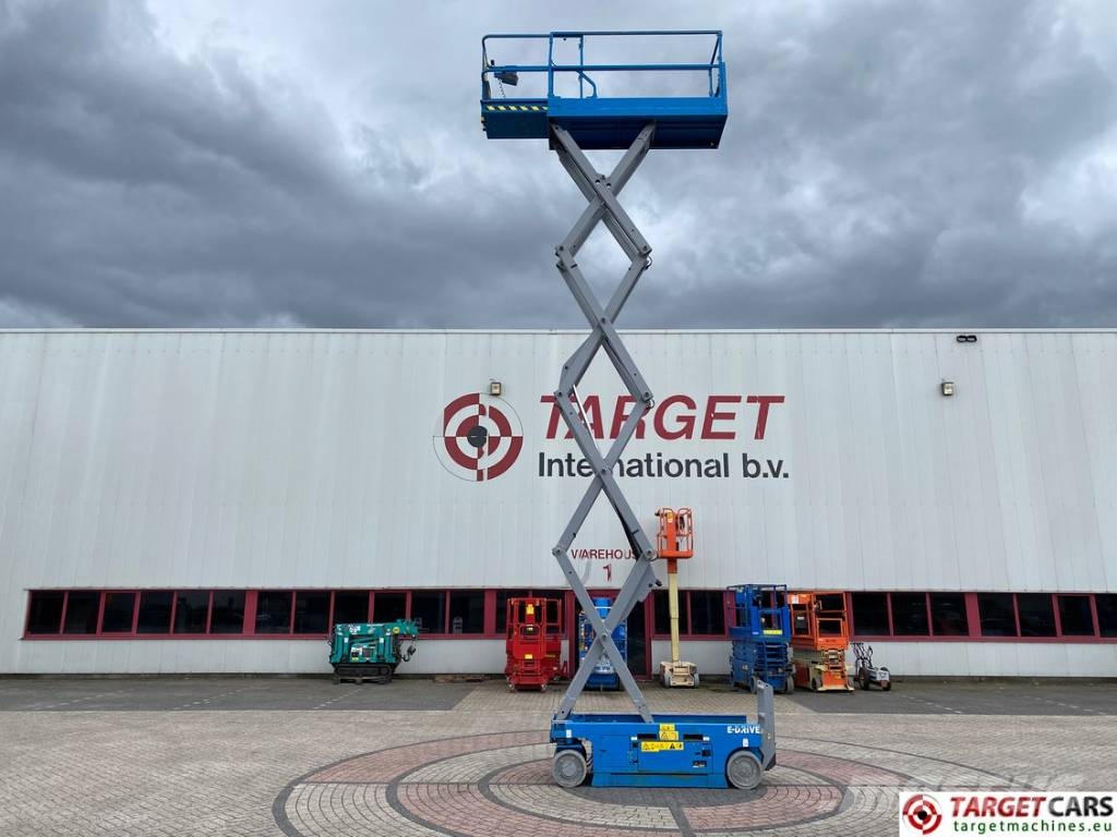 Genie GS-2632 E-Drive Electric Scissor Work Lift 992cm Saksilavat