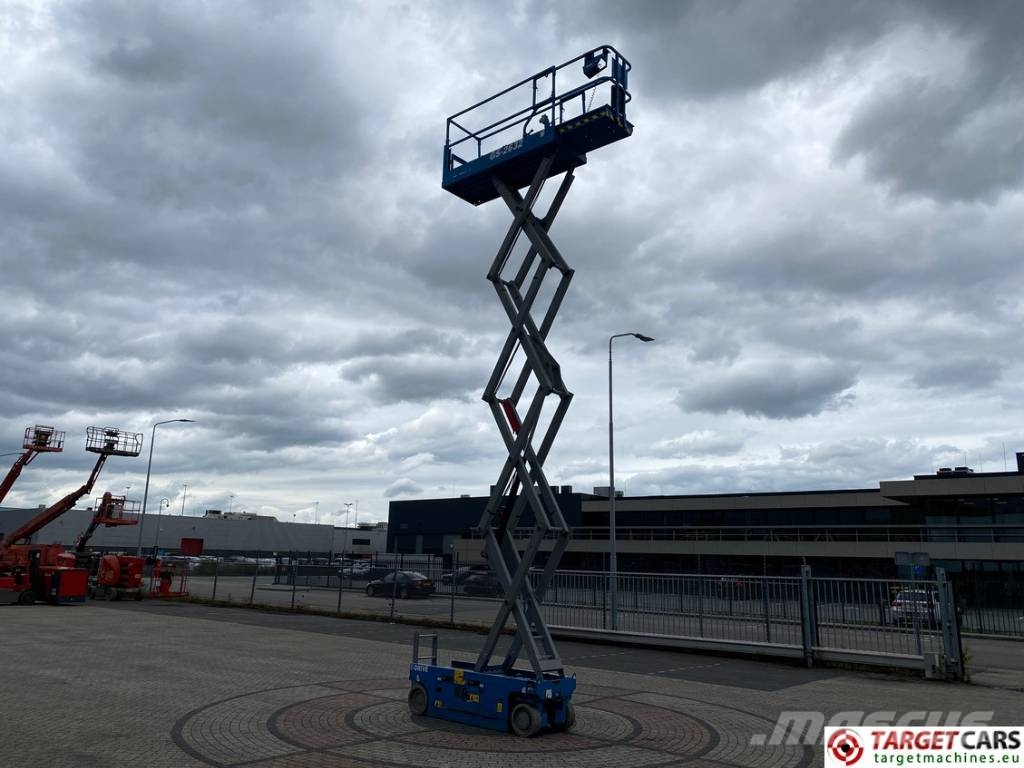 Genie GS-2632 E-Drive Electric Scissor Work Lift 992cm Saksilavat