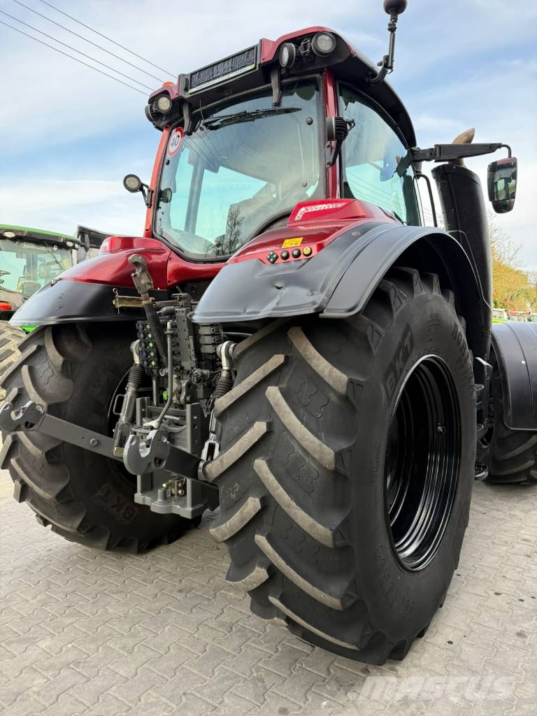 Valtra T 214 D Traktory