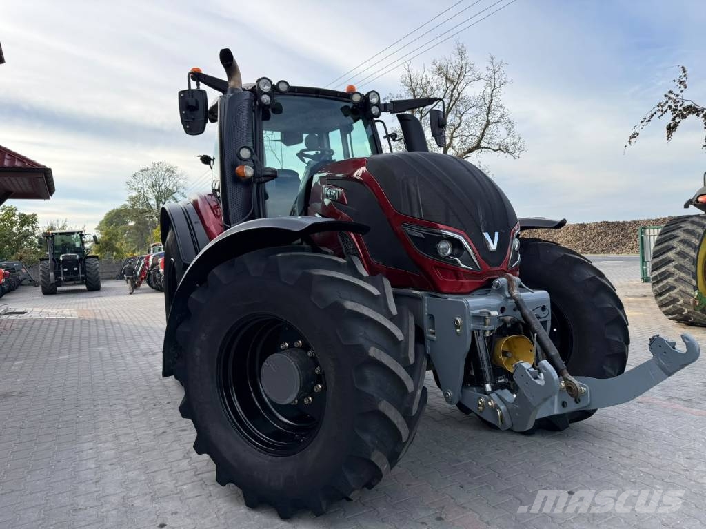 Valtra T 214 D Traktory