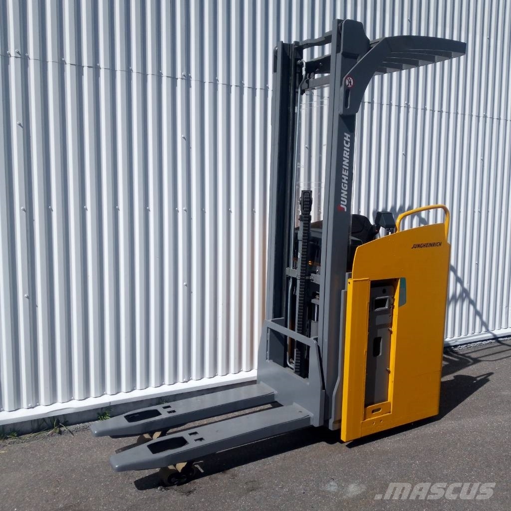 Jungheinrich ESC 216z Li-Ion Zelfrijdende stapelaars