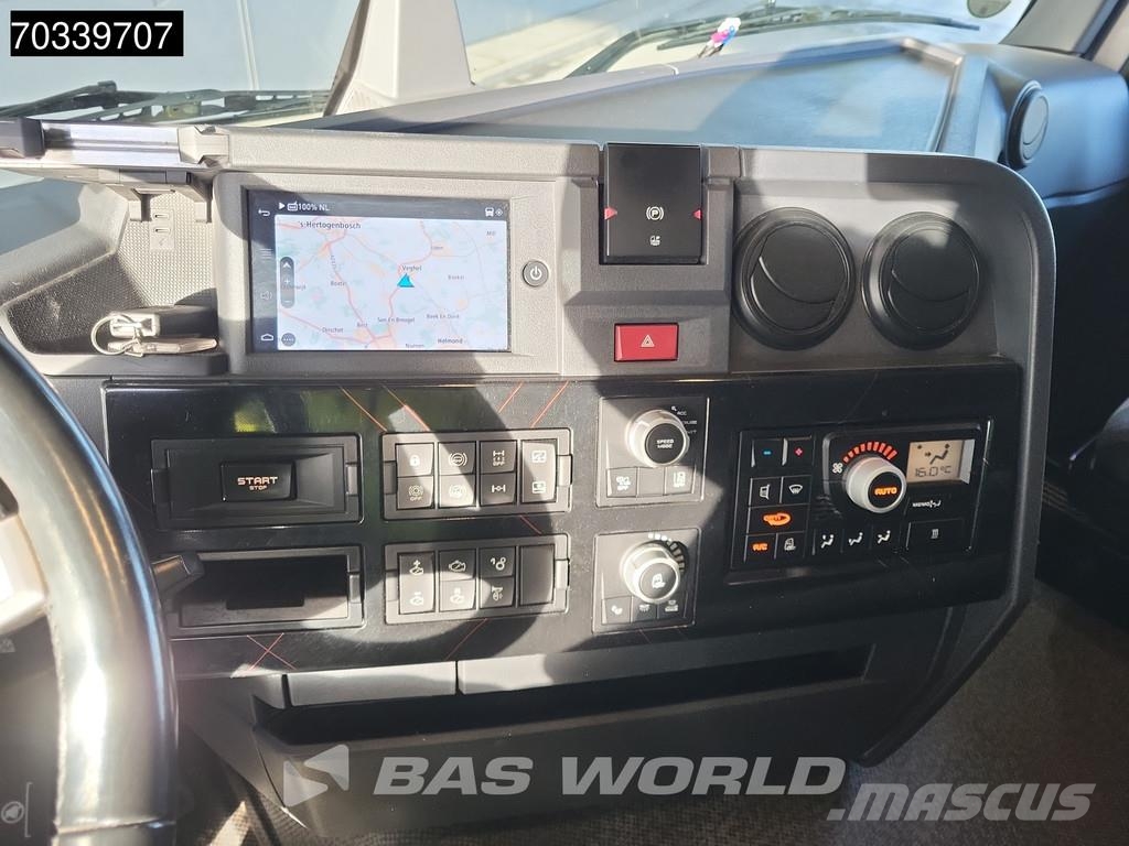 Renault T 520 4X2 Hydraulic ACC Vlačilci