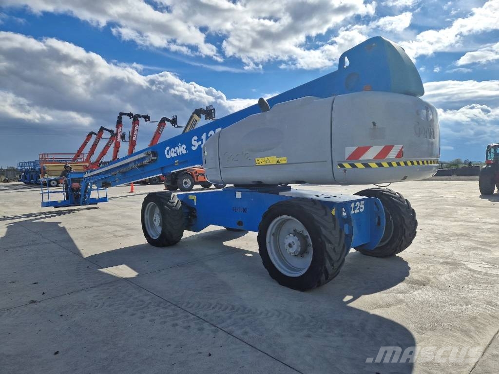 Genie S 125 S-125 P610 Teleskopiskie pacēlāji
