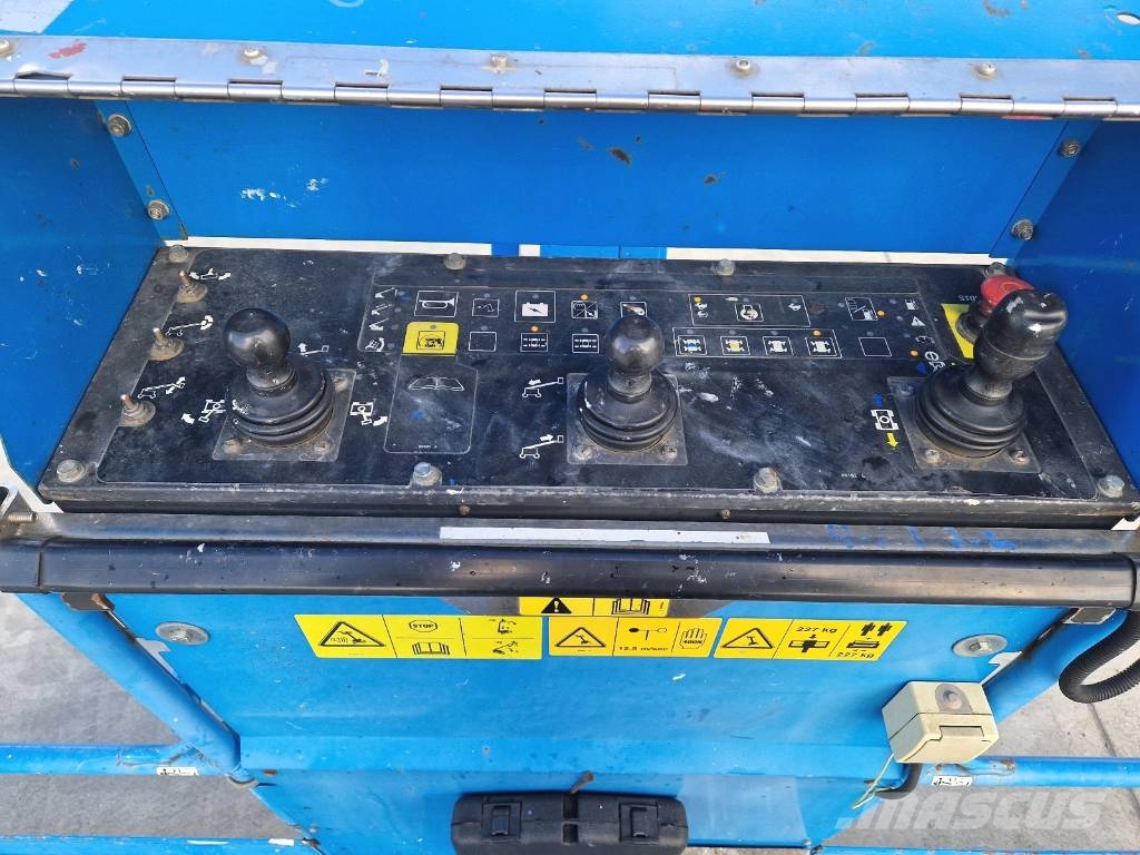 Genie S 125 S-125 P610 Teleskopiskie pacēlāji