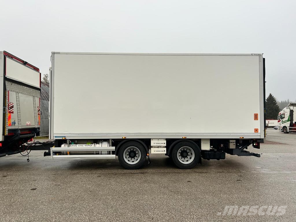 HFR KK18 + BOX HEATING + 2 AXLE + LIFTING AXLE Furgoonhaagised