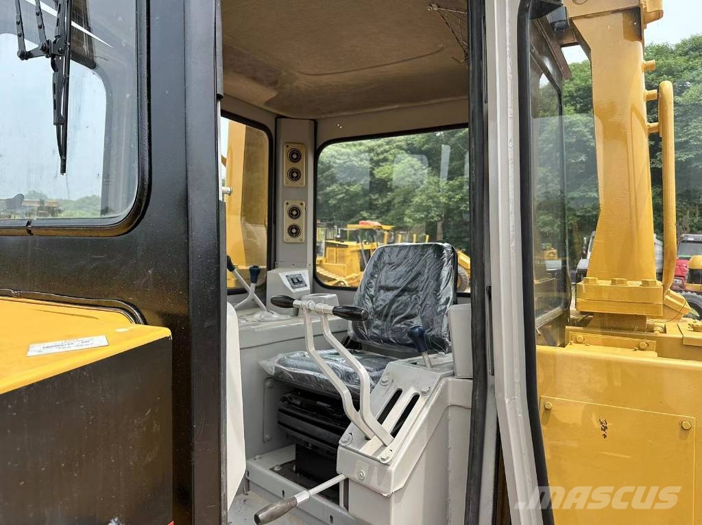 CAT D 8 R Гусеничные бульдозеры