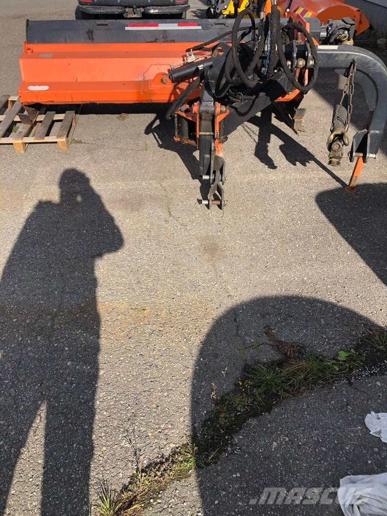 Tarmo PM 2450 Beitepussere og toppkuttere