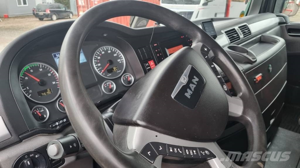 MAN TGX 26.440 6x2 + MKG 541 Автокранове
